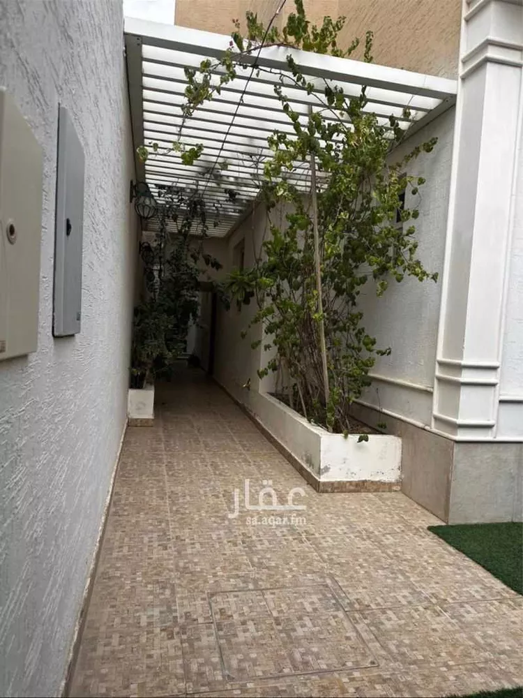 فيلا للبيع في شارع أحمد بن سعد, حي القيروان, مدينة الرياض, منطقة الرياض صورة 5