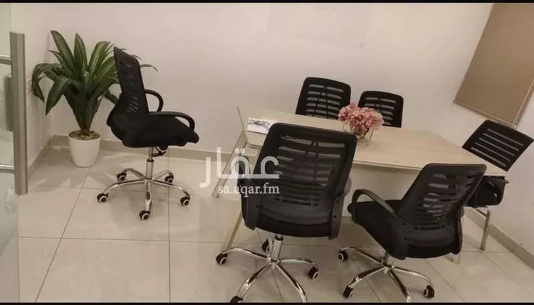 مكتب تجاري للإيجار في شارع رقم 94 ، حي الياسمين ، الرياض ، منطقة الرياض صورة 2