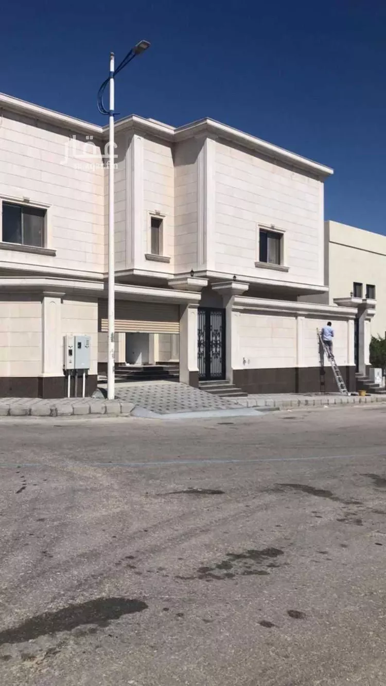 Villa for Sale in Dhahran Al Qusur صورة 2