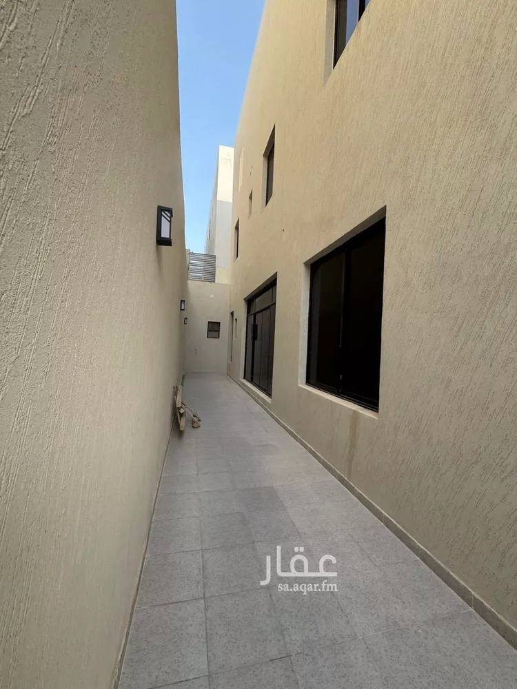 دور للبيع في شارع الصحابة, حي الرمال, مدينة الرياض, منطقة الرياض صورة 4