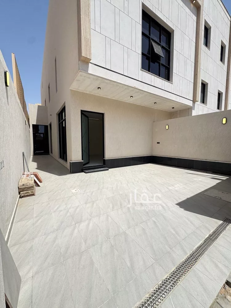 دور للبيع في شارع رقم 204, حي المونسية, مدينة الرياض, منطقة الرياض صورة 2