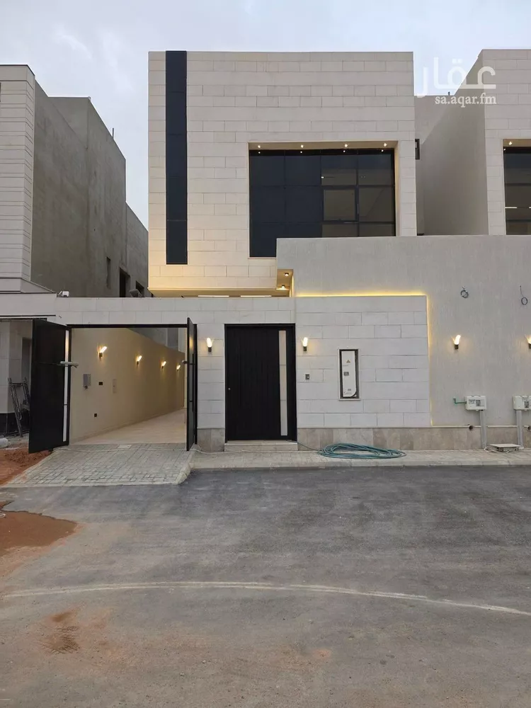 Villa for Sale in Riyadh Al Maizilah