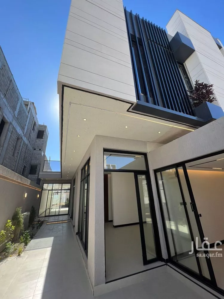 فيلا للبيع في شارع وادي العماريه, حي القادسية, مدينة الرياض, منطقة الرياض صورة 3