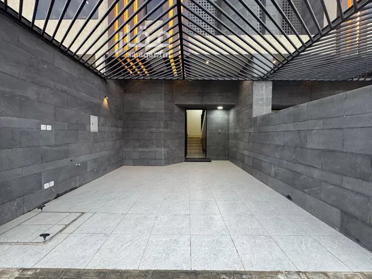 شقة للبيع في شارع جبل العوينات, حي القادسية, مدينة الرياض, منطقة الرياض صورة 2