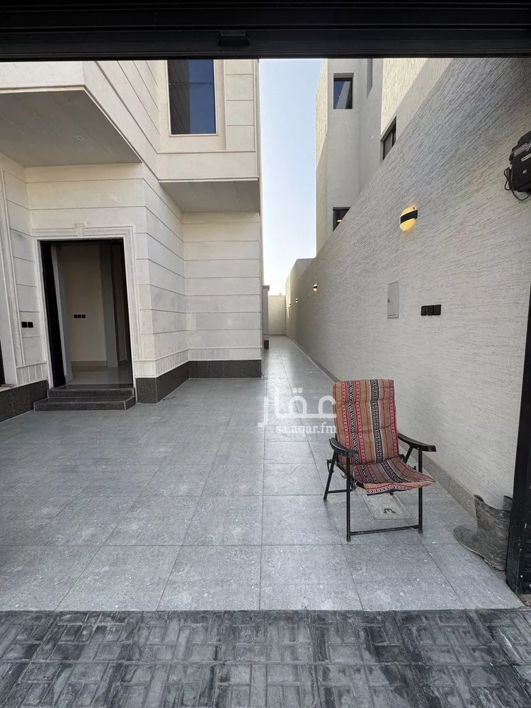 فيلا للبيع في شارع الامير بندر بن عبدالعزيز, حي المعيزيلة, مدينة الرياض, منطقة الرياض صورة 3