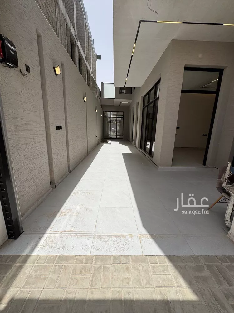 فيلا للبيع في شارع السندس, حي الندوة, مدينة الرياض, منطقة الرياض صورة 3