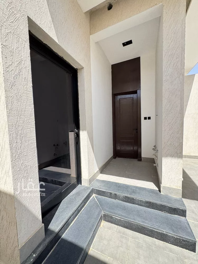 دور للبيع في شارع رقم 417, حي المونسية, مدينة الرياض, منطقة الرياض صورة 4