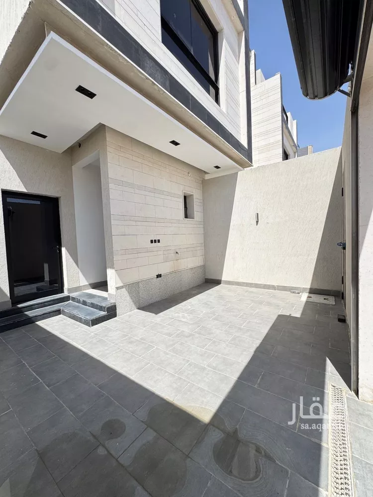 دور للبيع في شارع رقم 417, حي المونسية, مدينة الرياض, منطقة الرياض صورة 3