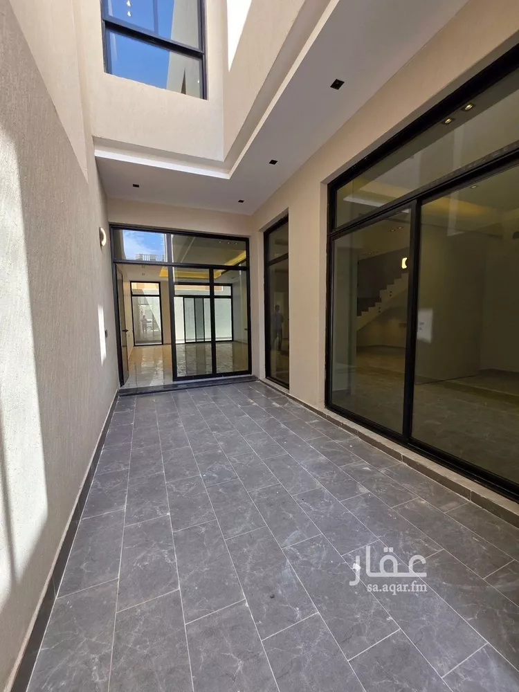 فيلا للبيع في شارع عبدالله الدملوجي, حي الملك فيصل, مدينة الرياض, منطقة الرياض صورة 5