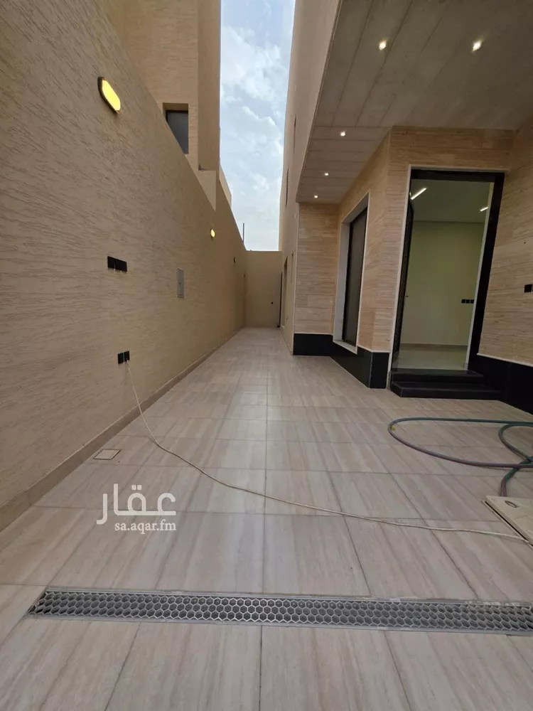 فيلا للبيع في شارع الحسن السلمي, حي النهضة, مدينة الرياض, منطقة الرياض صورة 2