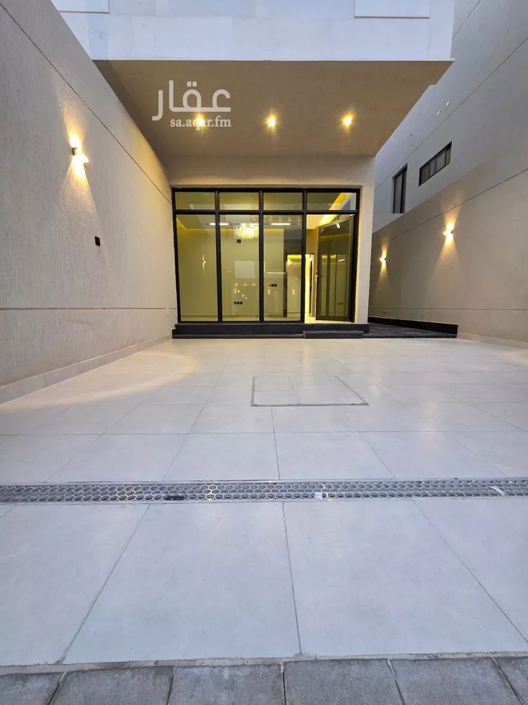 دور للبيع في شارع المجدل, حي المعيزيلة, مدينة الرياض, منطقة الرياض صورة 3