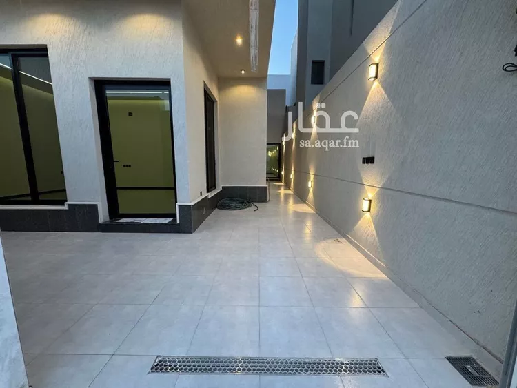 دور للبيع في شارع الشيخ عيسى بن سلمان ال خليفة, حي المعيزيلة, مدينة الرياض, منطقة الرياض صورة 2