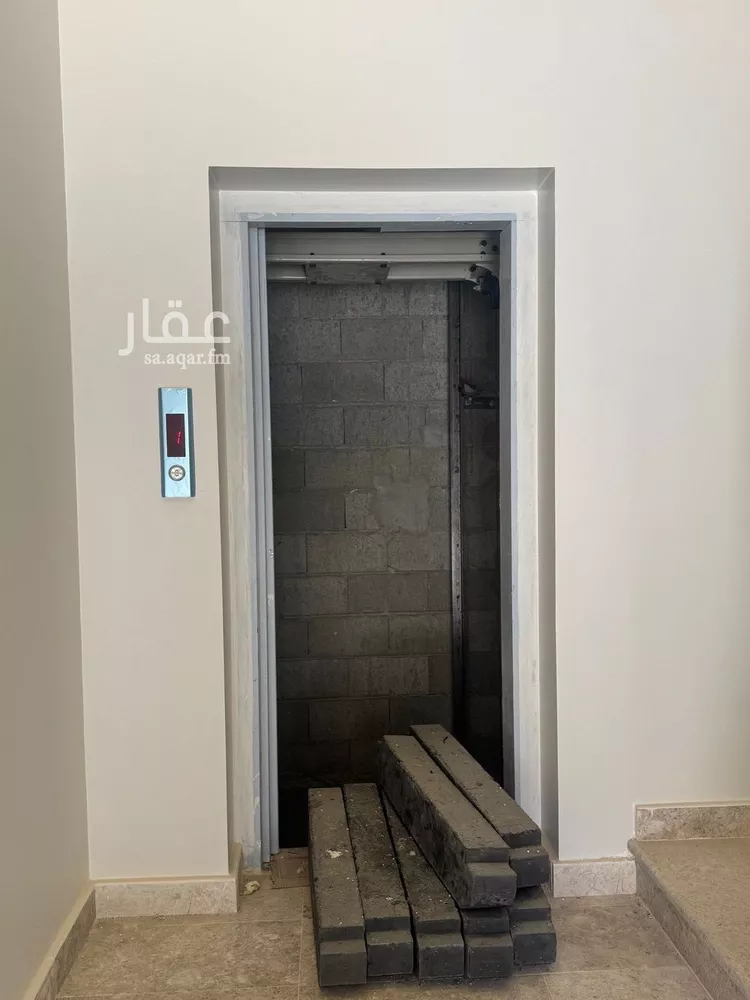 دور للبيع في شارع جبل خزاز, حي قرطبة, مدينة الرياض, منطقة الرياض صورة 4