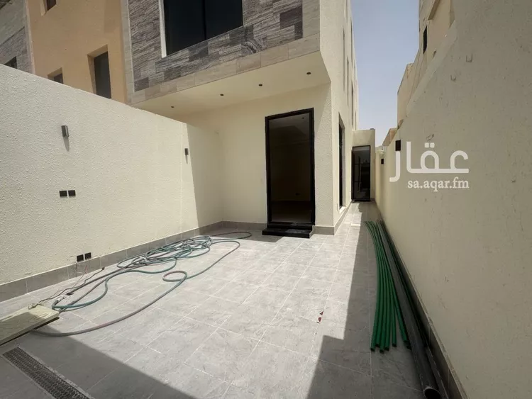 دور للبيع في شارع أبي علي الكناني, حي النهضة, مدينة الرياض, منطقة الرياض صورة 3