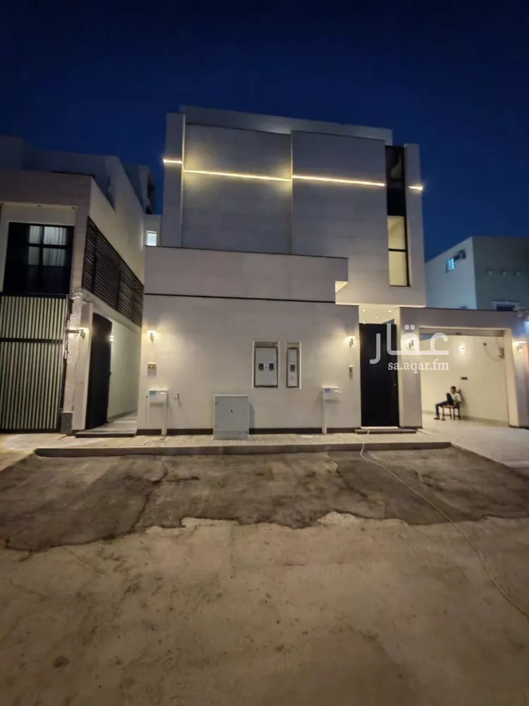 Floor for Sale in Riyadh Ar Rimal