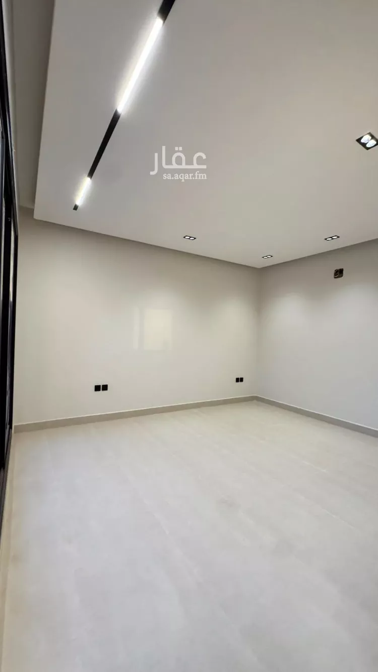 Floor for Sale in Riyadh Al Maizilah 29