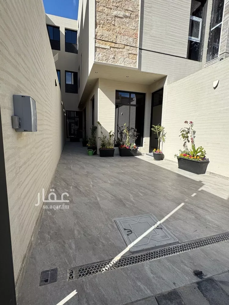 دور للبيع في شارع الصائن, حي قرطبة, مدينة الرياض, منطقة الرياض صورة 4