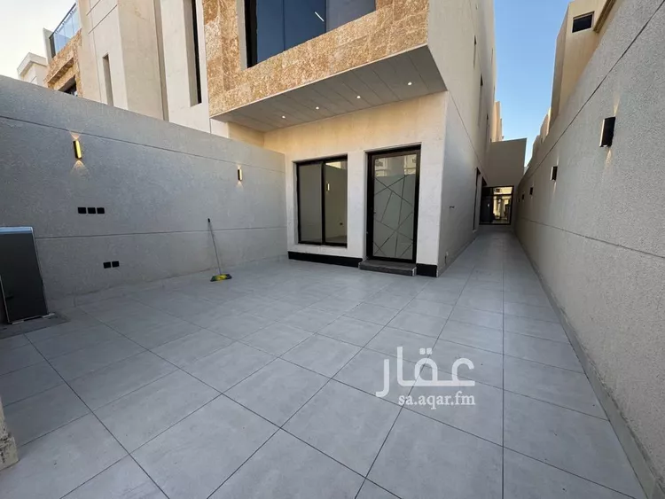 فيلا للبيع في شارع طبرجل, حي اليرموك, مدينة الرياض, منطقة الرياض صورة 4