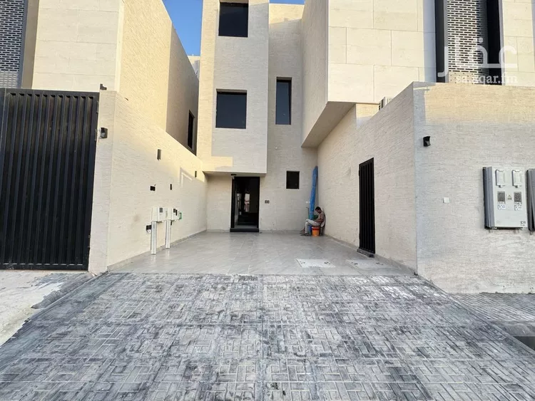 شقة للبيع في شارع عاصم الكاتب, حي الملك فيصل, مدينة الرياض, منطقة الرياض