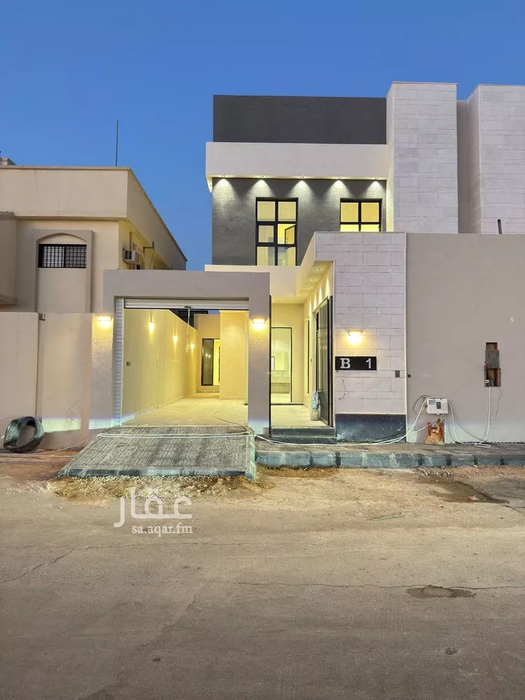 فيلا للبيع في شارع مسلم بن الحجاج, حي الملك فيصل, مدينة الرياض, منطقة الرياض صورة 2