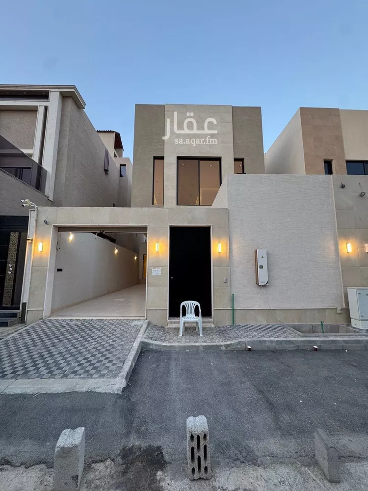 فيلا للبيع في شارع وادي اللجام, حي القادسية, مدينة الرياض, منطقة الرياض
