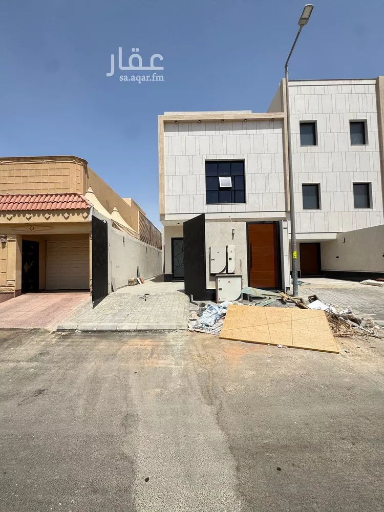 دور للبيع في شارع رقم 204, حي المونسية, مدينة الرياض, منطقة الرياض