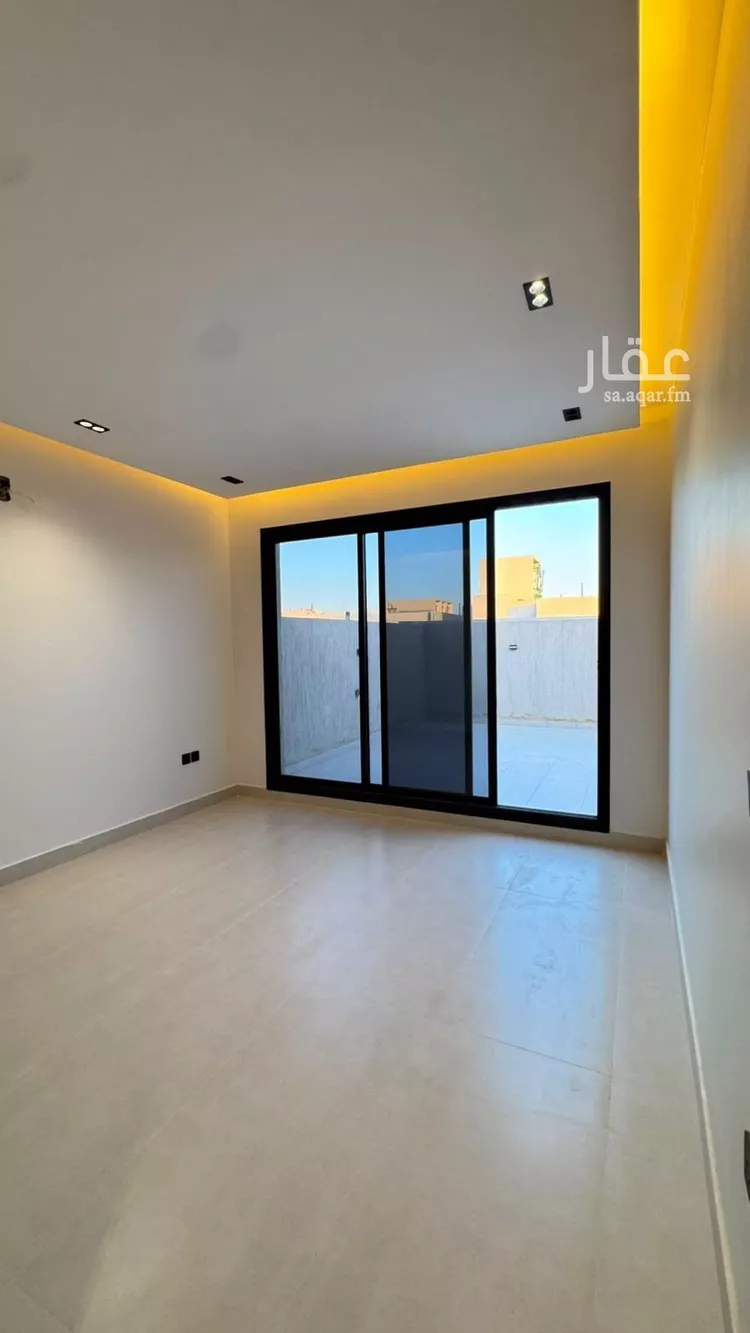 Floor for Sale in Riyadh Al Maizilah 27
