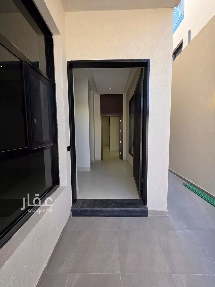 دور للبيع في شارع صالح بن محمد الحسني, حي الخليج, مدينة الرياض, منطقة الرياض صورة 4