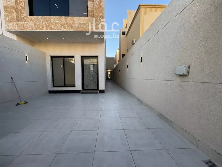 فيلا للبيع في شارع طبرجل, حي اليرموك, مدينة الرياض, منطقة الرياض صورة 3