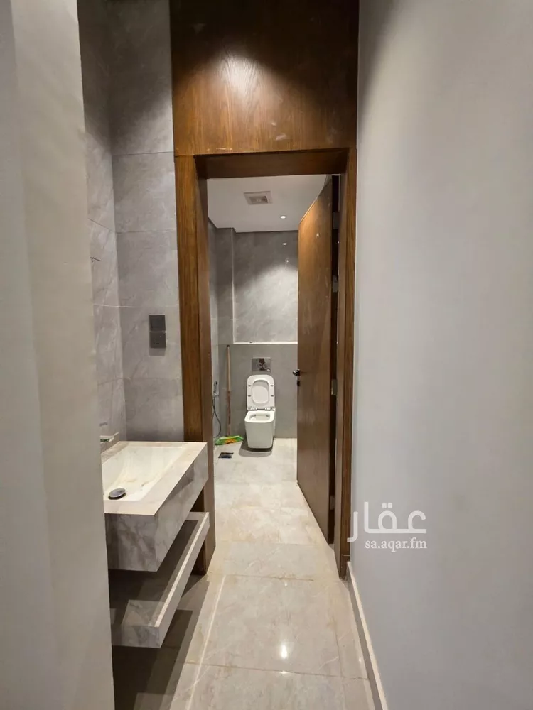 فيلا للبيع في شارع وادي زبيد, حي القادسية, مدينة الرياض, منطقة الرياض صورة 4