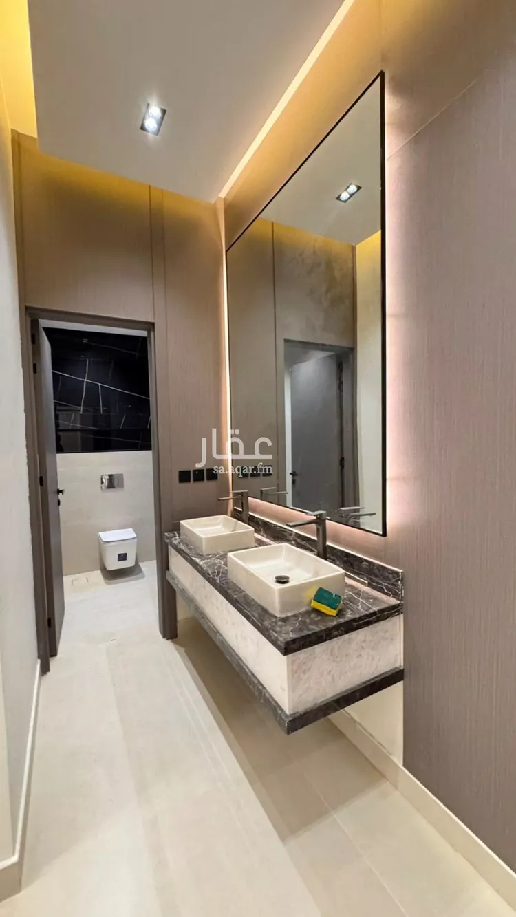 Floor for Sale in Riyadh Al Maizilah 7