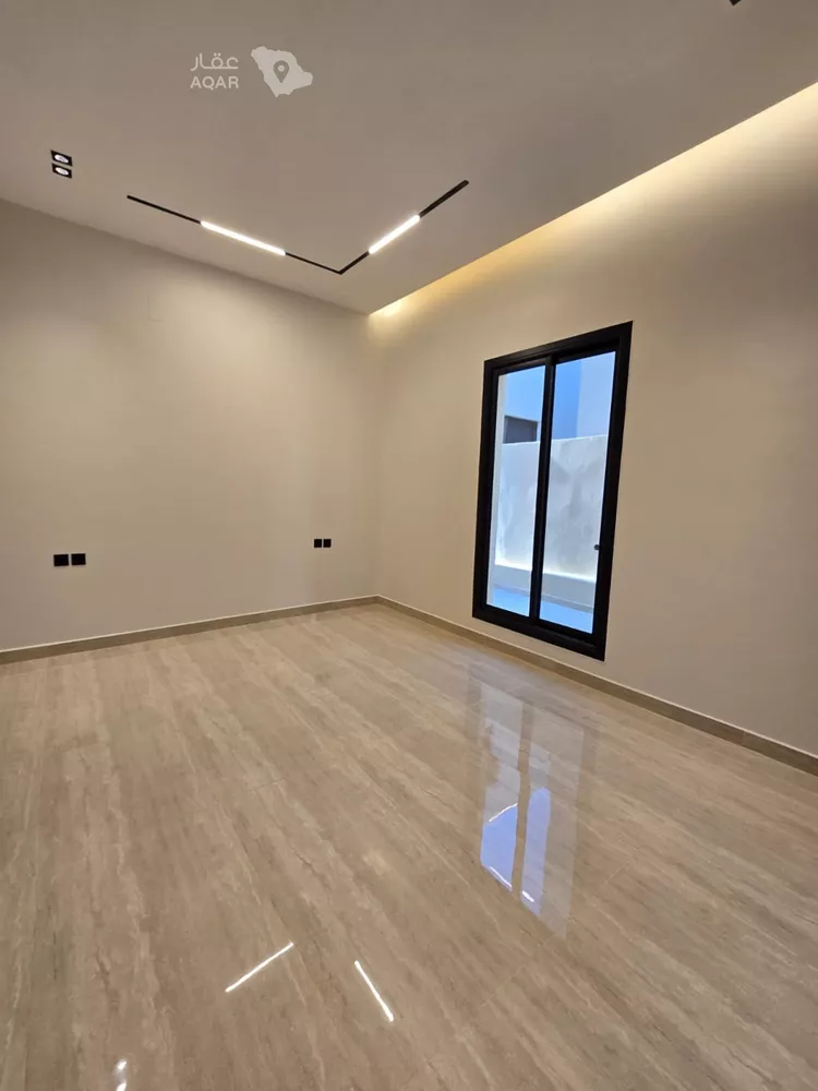 فيلا للبيع في شارع خارجة بن سعيد, حي الرمال, مدينة الرياض, منطقة الرياض 14
