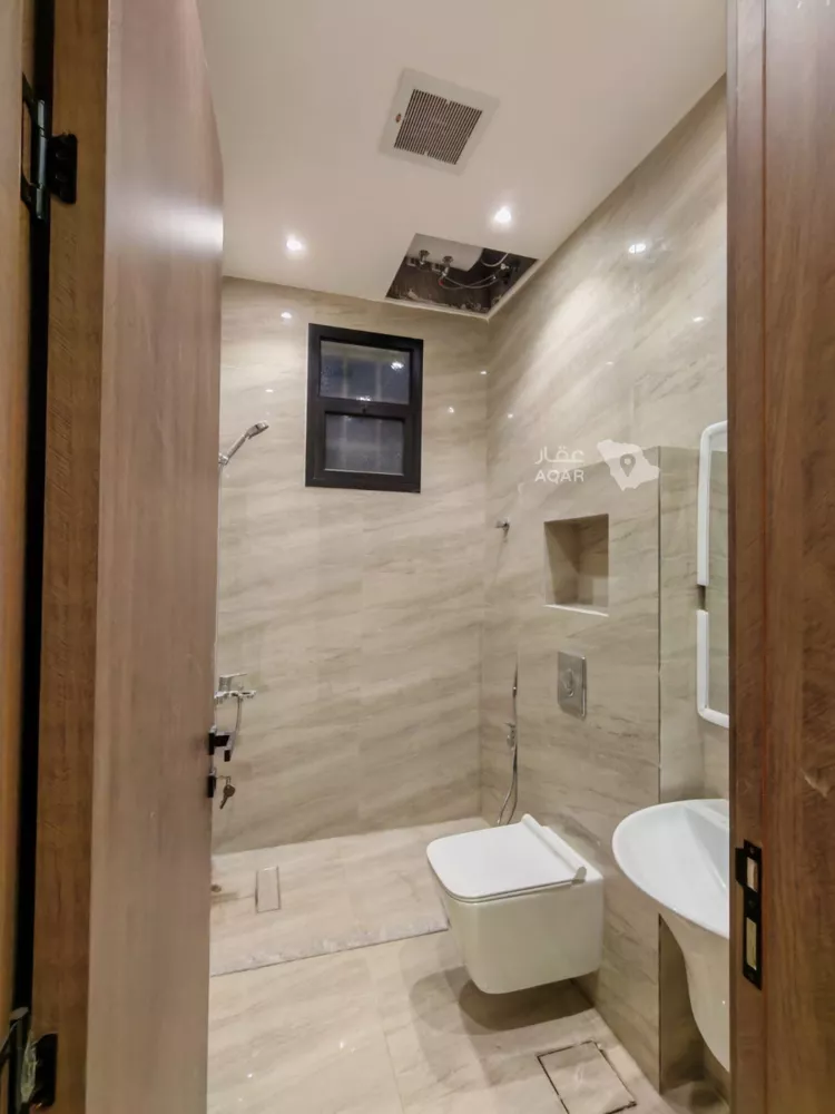 Villa for Sale in Riyadh Al Arid 10