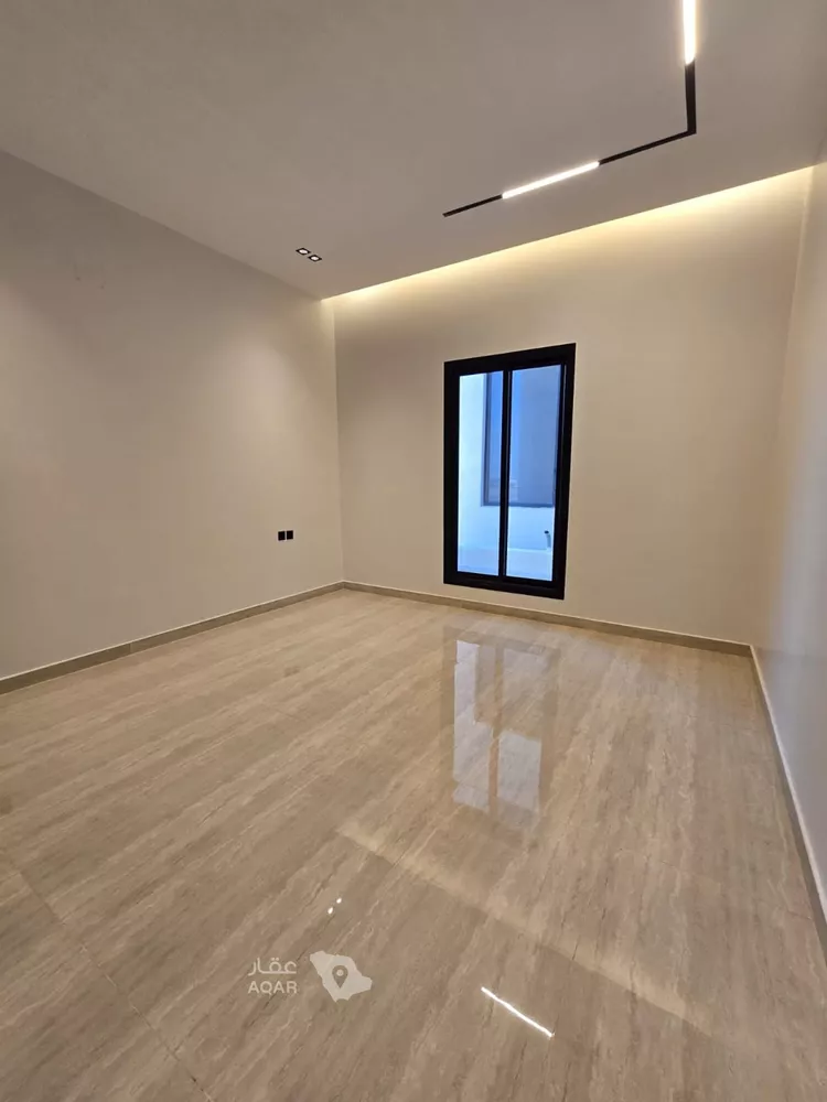 فيلا للبيع في شارع خارجة بن سعيد, حي الرمال, مدينة الرياض, منطقة الرياض 11