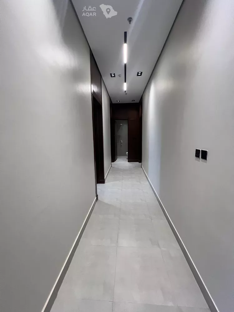 شقة للبيع في شارع عمير بن سنان بن عرفطة, حي المونسية, مدينة الرياض, منطقة الرياض 9