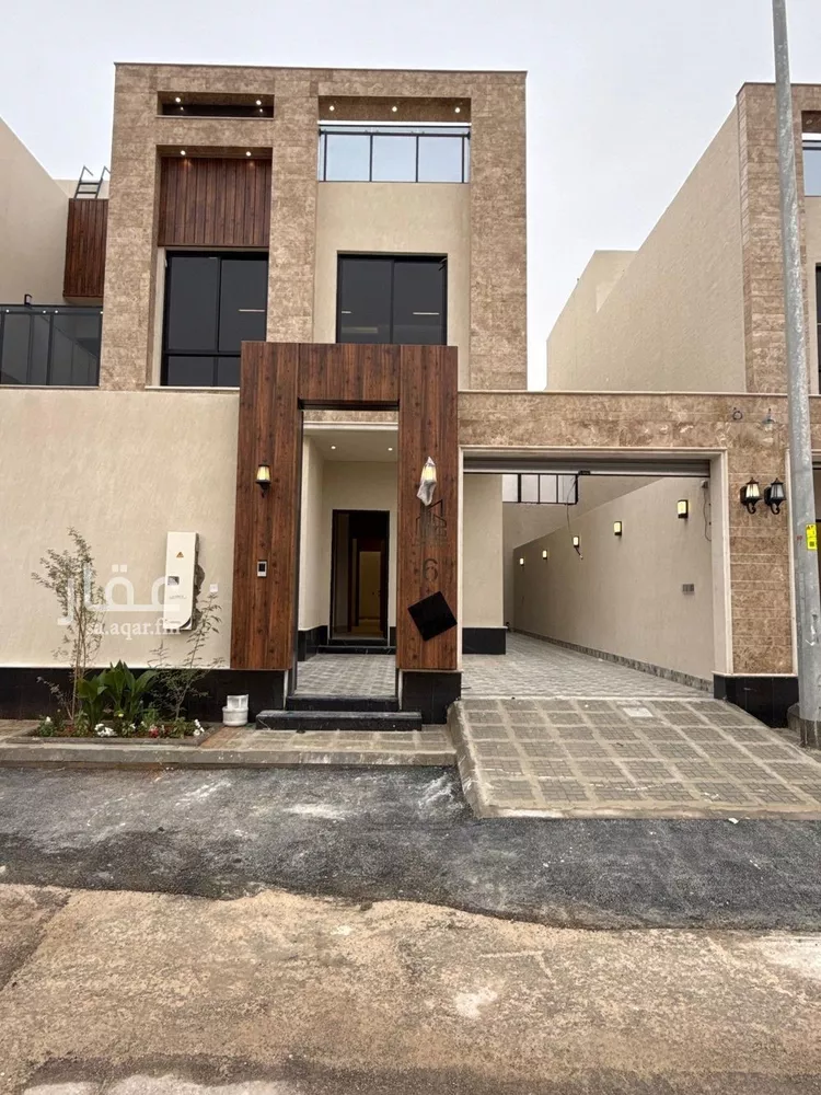 فيلا للبيع في شارع وادي الساحل, حي الرمال, مدينة الرياض, منطقة الرياض