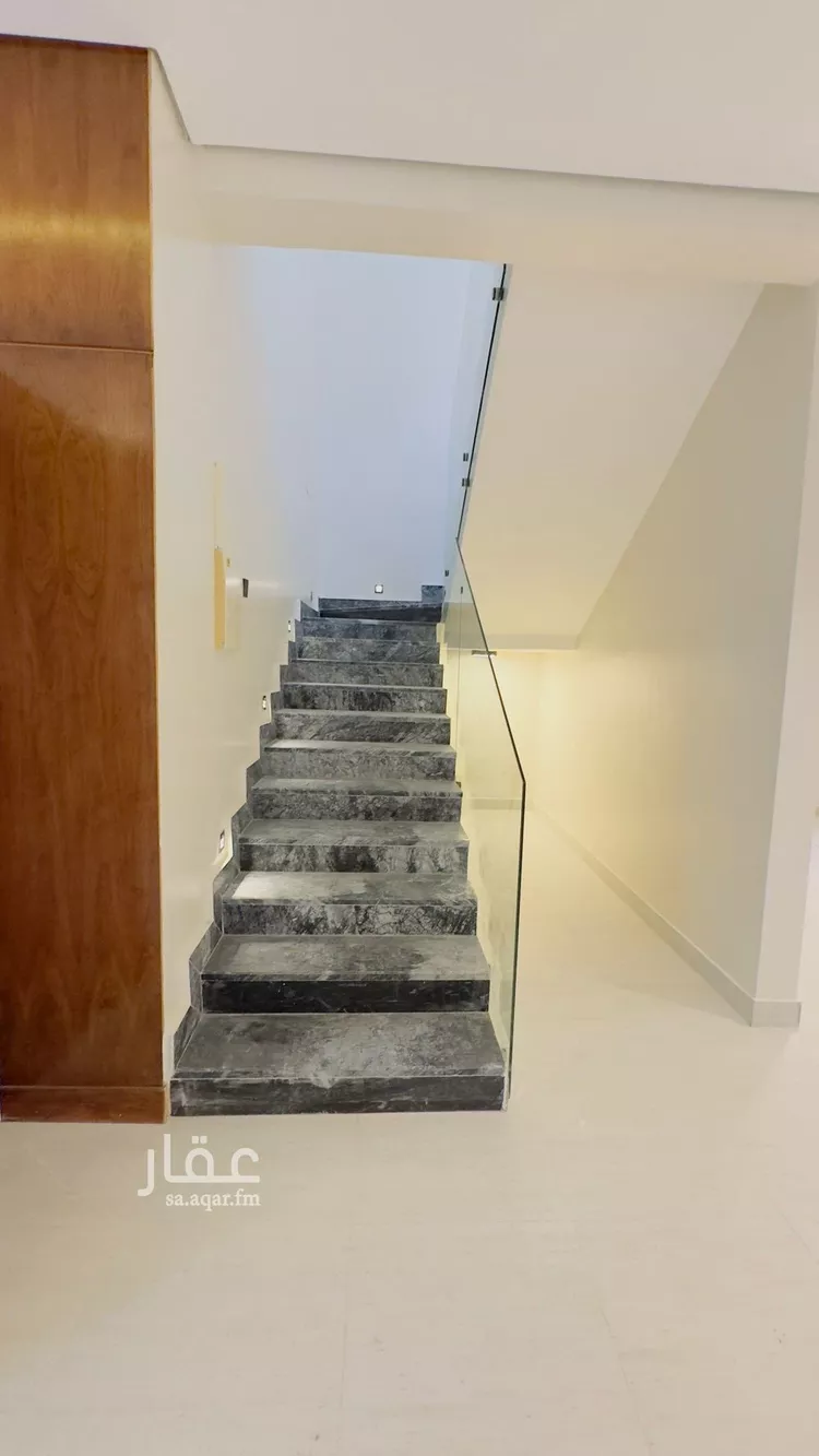 دور للبيع في شارع علي المنوفي, حي المونسية, مدينة الرياض, منطقة الرياض صورة 5