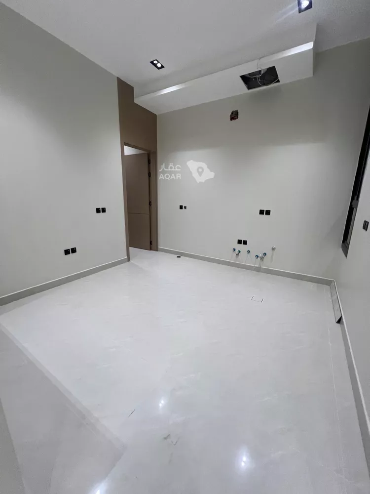 Floor for Sale in Riyadh Al Khaleej صورة 5