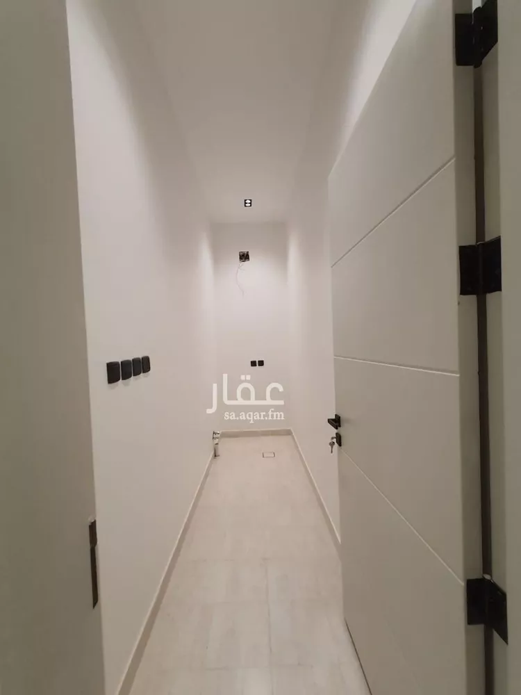 دور للبيع في شارع سليمان الحميضي, حي المرجان, مدينة الرياض, منطقة الرياض صورة 2