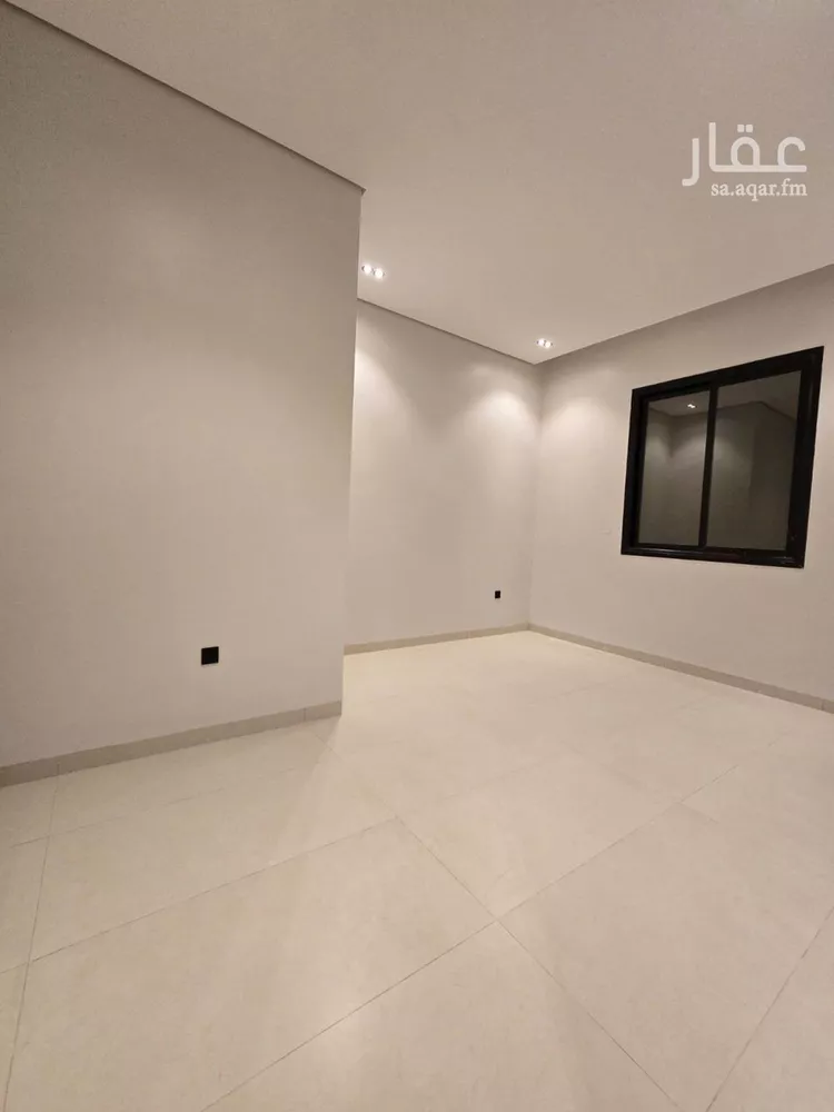 دور للبيع في شارع طبرجل, حي اليرموك, مدينة الرياض, منطقة الرياض صورة 4