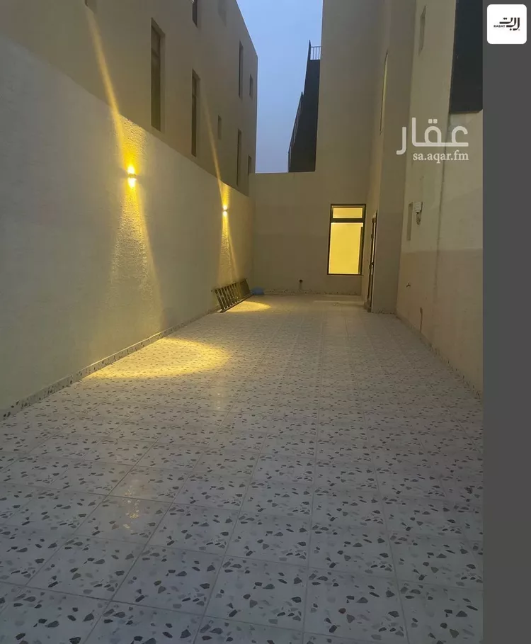 Floor for Sale in Riyadh Al Arid