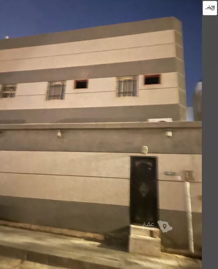 Floor for Rent in Riyadh Al Qirawan 7