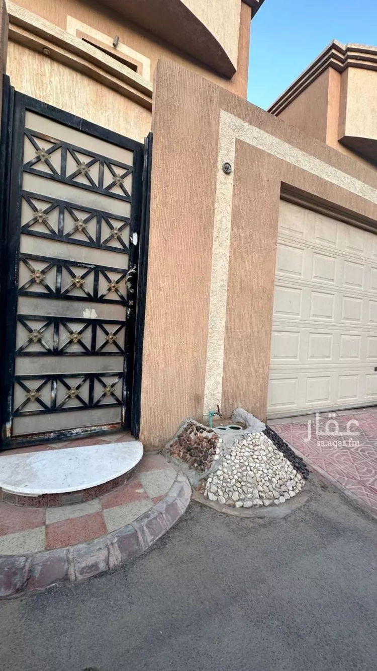 فيلا للبيع في شارع أبي السعود بن ظهيرة, حي الرمال, مدينة الرياض, منطقة الرياض صورة 3