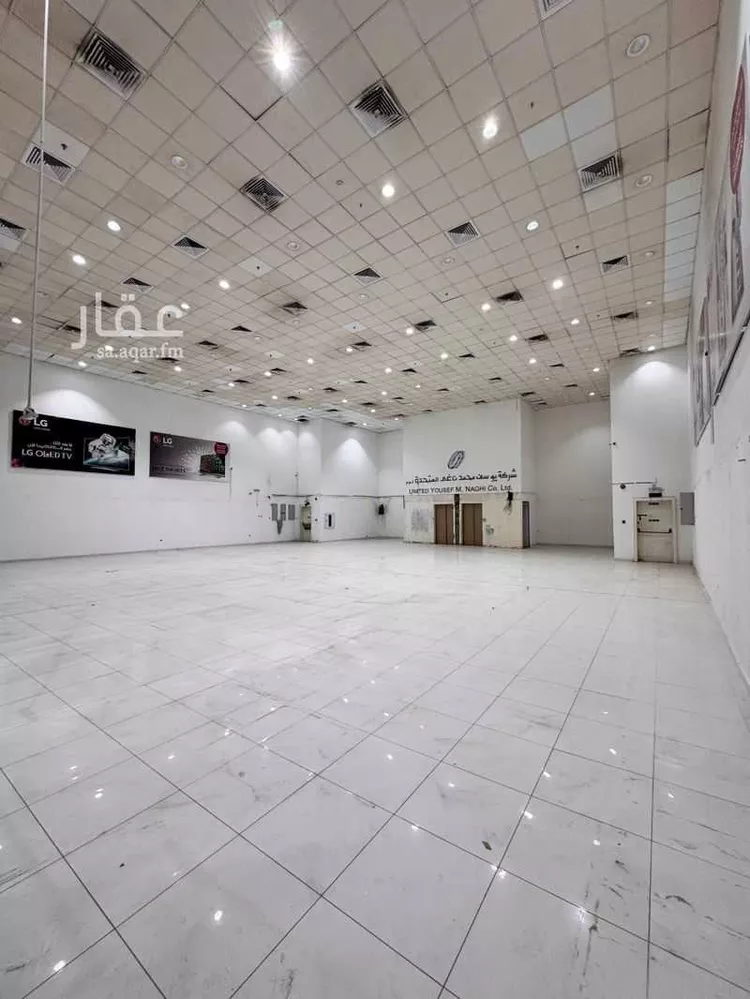 محل للإيجار في شارع الملك عبدالله بن عبدالعزيز, حي العنابس, مدينة المدينه المنوره, منطقة المدينة المنورة صورة 2