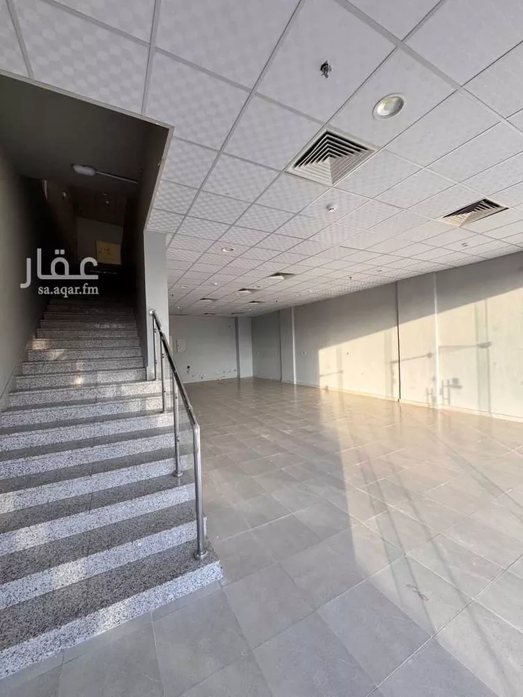 محل للإيجار في شارع طريق السلام, حي طيبة, مدينة المدينة المنورة, منطقة المدينة المنورة صورة 3
