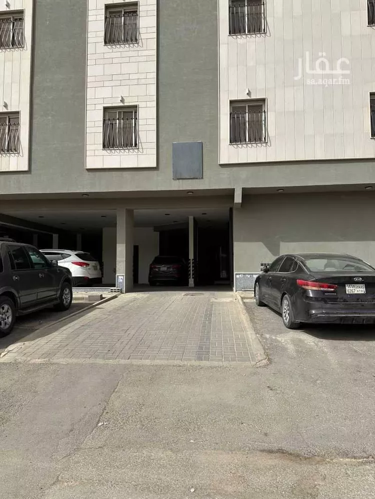 شقة للإيجار في شارع ابن مسلمة ، حي عكاظ ، الرياض ، منطقة الرياض