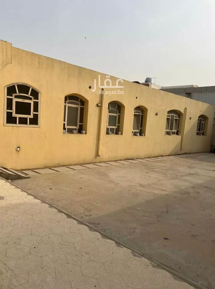 فيلا للبيع في حي أحد, مدينة الدمام, المنطقة الشرقية صورة 2