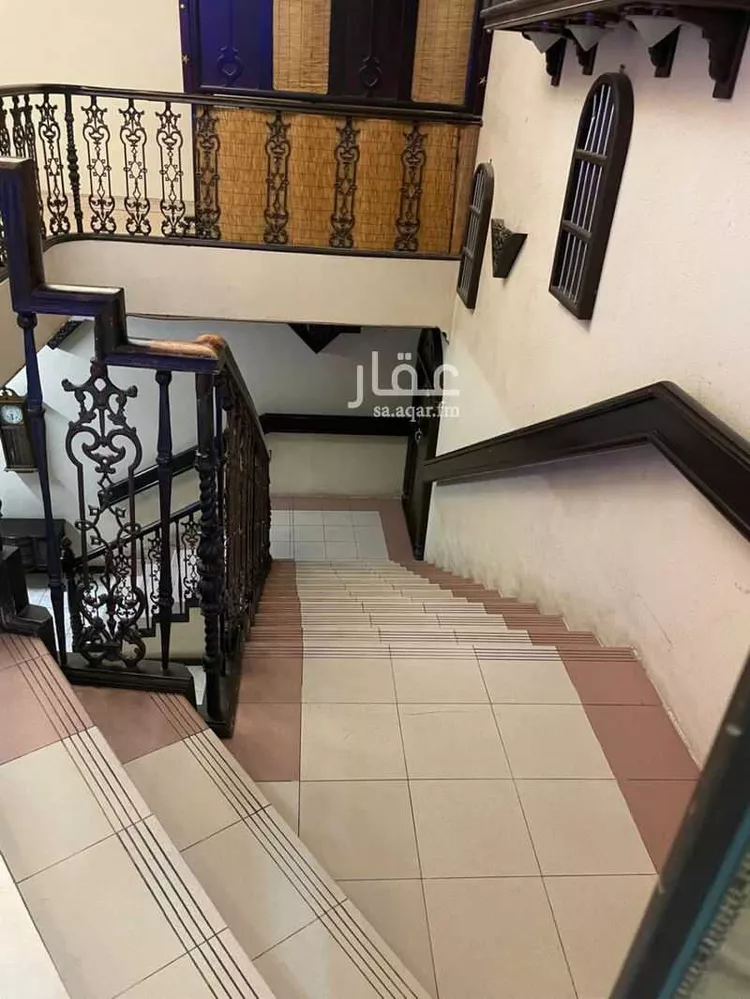 فيلا للبيع في شارع الضحاك بن ربيعة, حي أحد, مدينة الدمام, المنطقة الشرقية صورة 5