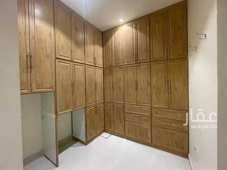 Floor for Rent in Riyadh Al Malqa صورة 3