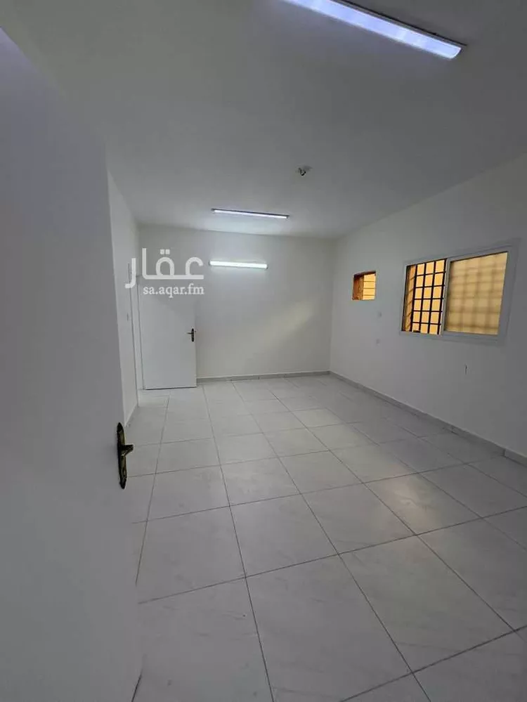 شقة للإيجار في شارع البيان, حي السعادة, مدينة الرياض, منطقة الرياض صورة 4